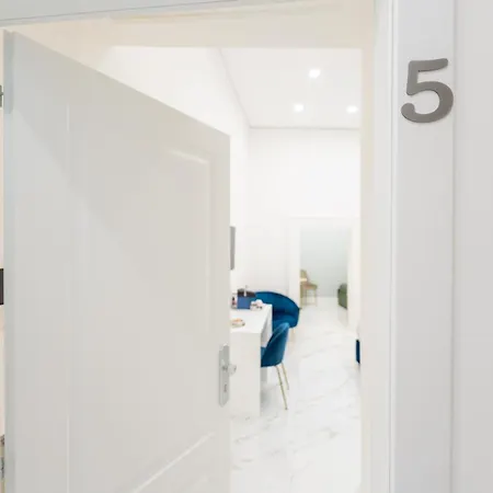 בית הארחה Maison Museo Mann נאפולי